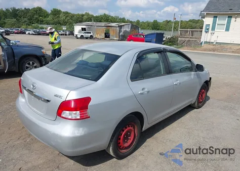2010 Toyota Yaris из США, поврежденный, VIN JTDBT4K31A4079171